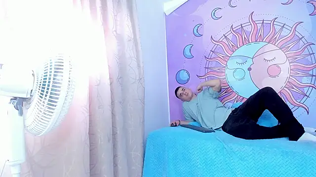 Snapshot of Dantee_Dark chatting on 11-29-25, 07:39 Dantee Dark online show from 11-29-25, 07:39