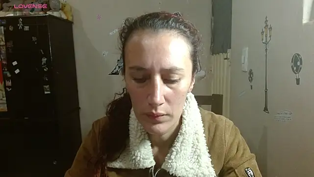 CASSANDRA BROWN online show from 12-01-25, 06:46