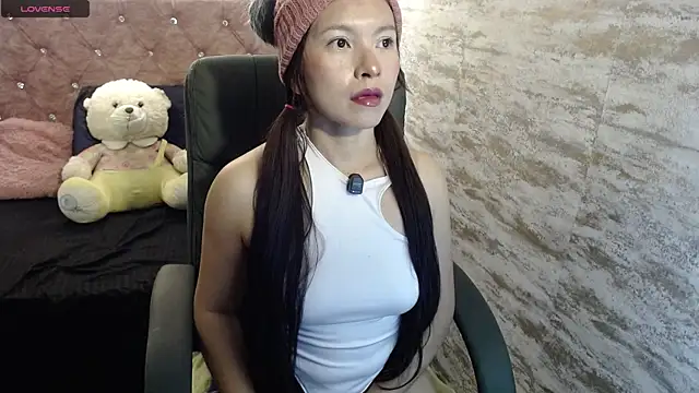 Cloe16  online show from 12-03-25, 03:03