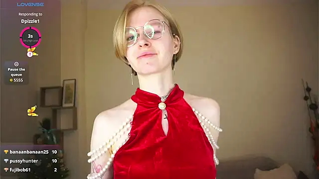 ToyaPletz online show from 04-19-26, 07:16