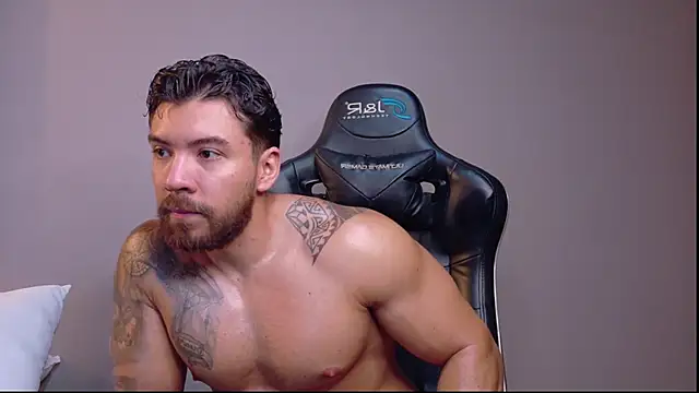Snapshot of owen_seth1 chatting on 05-19-26, 12:27 owen seth1 online show from 05-19-26, 12:27