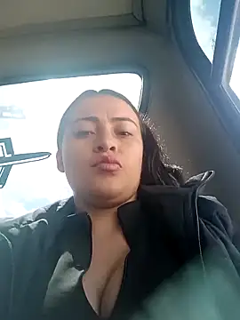 Snapshot of Susan_Owens chatting on 12-16-25, 05:07 Susan Owens online show from 12-16-25, 05:07