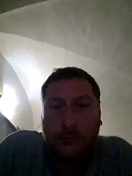 Snapshot of 18cmAndr chatting on 11-27-25, 11:51 18cmAndr online show from 11-27-25, 11:51