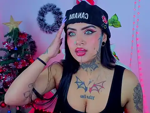 Snapshot of Ink_Nikki chatting on 12-15-25, 07:40 Ink Nikki online show from 12-15-25, 07:40