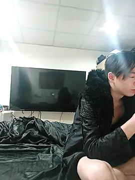 Snapshot of twtung_tung chatting on 12-16-25, 08:03 twtung tung online show from 12-16-25, 08:03