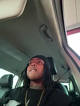 Snapshot of seductivefreak7 chatting on 03-18-26, 02:04 seductivefreak7 online show from 03-18-26, 02:04