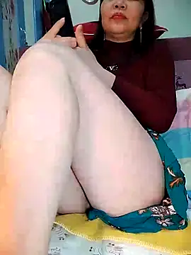 LisantLy online show from 12-17-25, 09:54