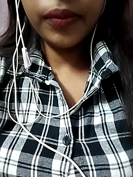 simmi02 online show from 11-23-25, 09:03