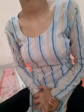 Snapshot of Alpee_kumri chatting on 02-02-26, 06:28 Alpee kumri online show from 02-02-26, 06:28