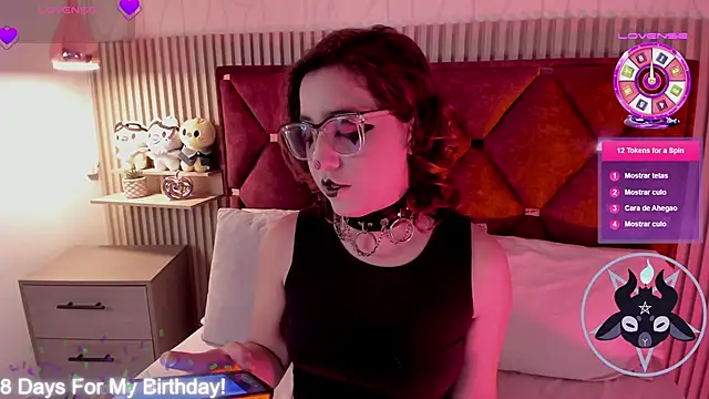 Kiri Velvet online show from 05-05-26, 07:55