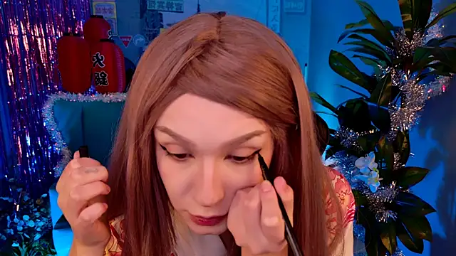 AliceMeowow online show from 12-19-25, 09:16