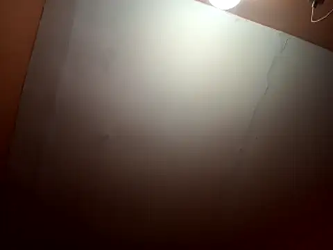 Snapshot of Bizcochitoc4 chatting on 03-17-26, 12:52 Bizcochitoc4 online show from 03-17-26, 12:52