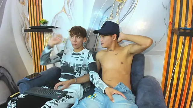 Alex LatinBoy18 online show from 12-01-25, 12:10