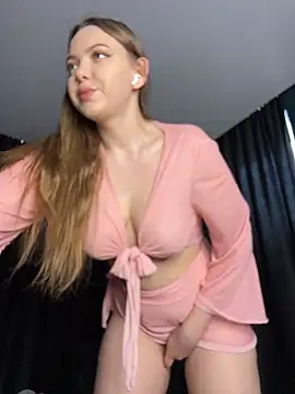 SinCityDoll online show from 07-05-26, 05:14