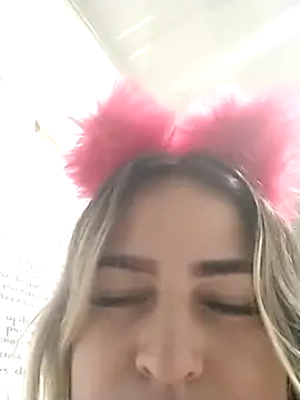 sexy aurora ourdoors online show from 11-27-25, 03:30