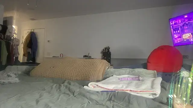 Snapshot of MysteriousMadam chatting on 01-09-26, 02:36 MysteriousMadam online show from 01-09-26, 02:36