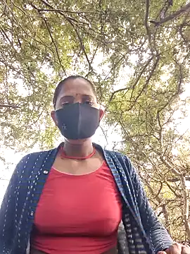 Snapshot of Punam_panjabi chatting on 12-22-25, 07:49 Punam panjabi online show from 12-22-25, 07:49