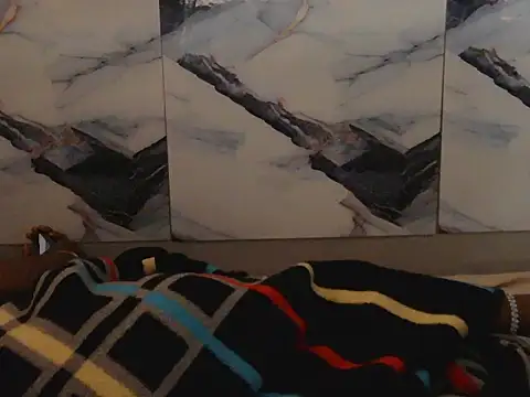 bubble love213 online show from 11-30-25, 06:50