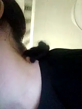 Snapshot of LoweredLockout chatting on 12-17-25, 07:42 LoweredLockout online show from 12-17-25, 07:42