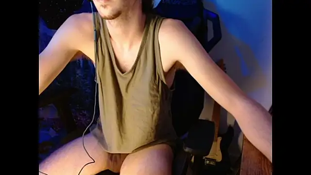 Snapshot of JustStonie chatting on 11-24-25, 10:15 JustStonie online show from 11-24-25, 10:15