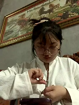 lau-2 online show from 12-04-25, 01:09