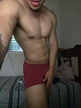 Snapshot of MoreninhoMagrinho chatting on 02-25-26, 03:49 MoreninhoMagrinho online show from 02-25-26, 03:49