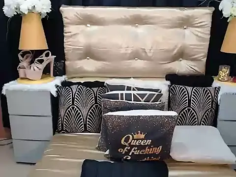 SexyPetiteAra online show from 11-26-25, 09:38