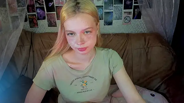 AlysaMeow online show from 07-09-26, 03:05