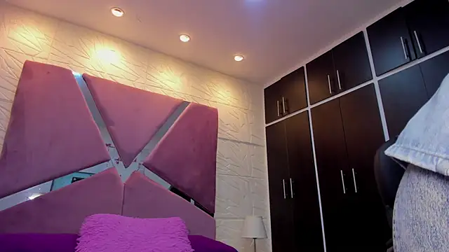 sol-angel online show from 06-06-26, 04:44