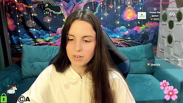 Snapshot of VeronicaSweeet chatting on 12-13-25, 07:53 VeronicaSweeet online show from 12-13-25, 07:53