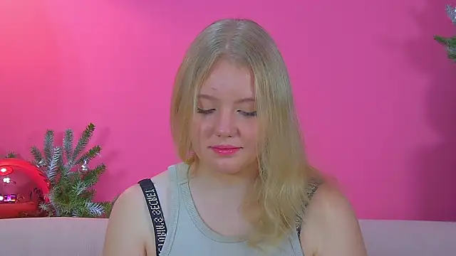 EmilyEvanse online show from 12-22-25, 06:21