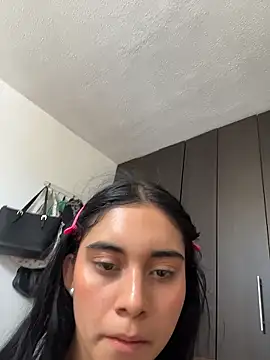 Miia moonn online show from 01-05-26, 05:27