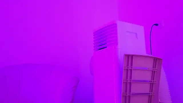 megan lenon online show from 07-18-26, 05:06