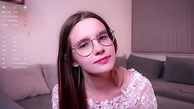 Snapshot of GennieKelso chatting on 11-30-25, 04:33 GennieKelso online show from 11-30-25, 04:33