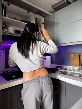 SaraAndrade  online show from 03-27-26, 03:23