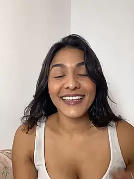 Laurapocahontas online show from 11-25-25, 07:03