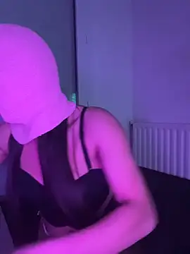 linaatchikita online show from 12-20-25, 09:44