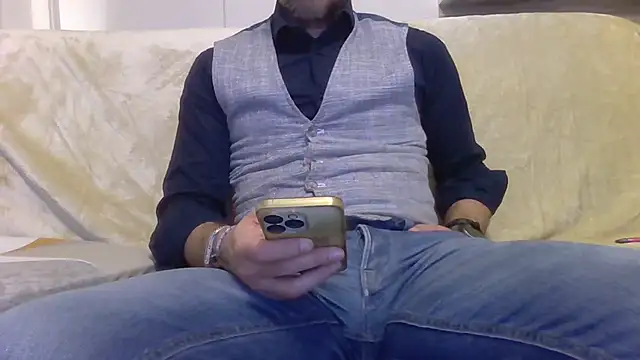 Eroshotlicker online show from 04-01-26, 08:50