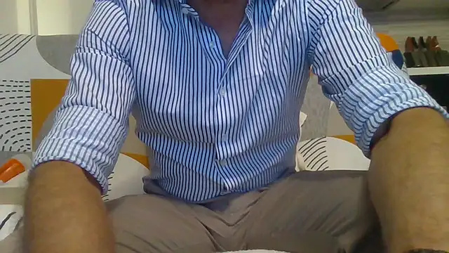 Snapshot of Eroshotlicker chatting on 07-06-26, 09:50 Eroshotlicker online show from 07-06-26, 09:50