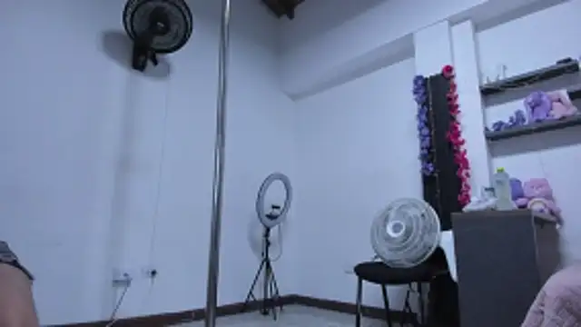 Snapshot of Polett_Amaranta chatting on 05-27-26, 12:13 Polett Amaranta online show from 05-27-26, 12:13
