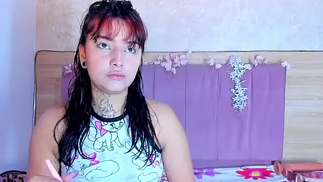 Snapshot of akoradia_mondcm chatting on 11-29-25, 05:27 akoradia mondcm online show from 11-29-25, 05:27