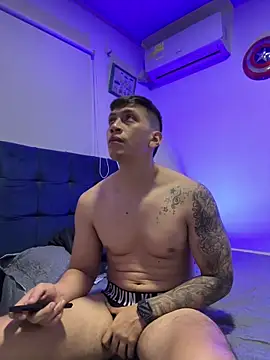 OliverWest04 online show from 04-17-26, 04:54