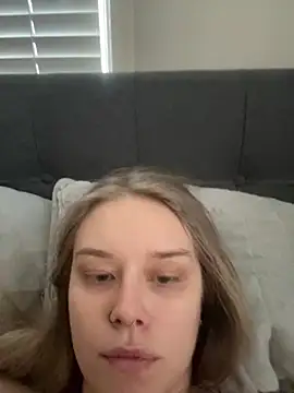 Snapshot of babyblue977 chatting on 02-16-26, 07:10 babyblue977 online show from 02-16-26, 07:10