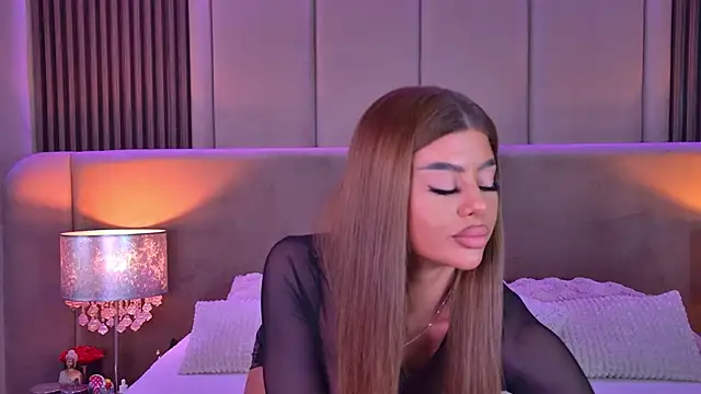 StephanieYves online show from 05-22-26, 04:34