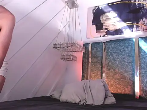 JonnyGreey online show from 12-13-25, 07:53