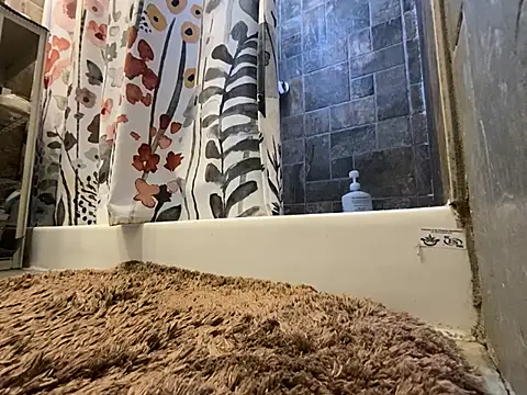 xxxenzo1 online show from 03-15-25, 04:54