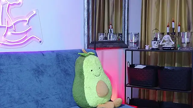 MightyLaura1 online show from 03-11-26, 01:11