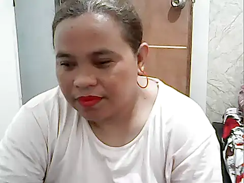 cutechubby online show from 06-17-26, 10:32