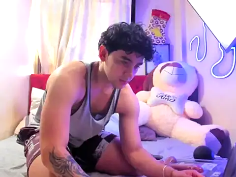 Logan  blaze online show from 12-01-25, 02:33