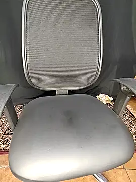 Curvy Pooja online show from 04-16-26, 09:39